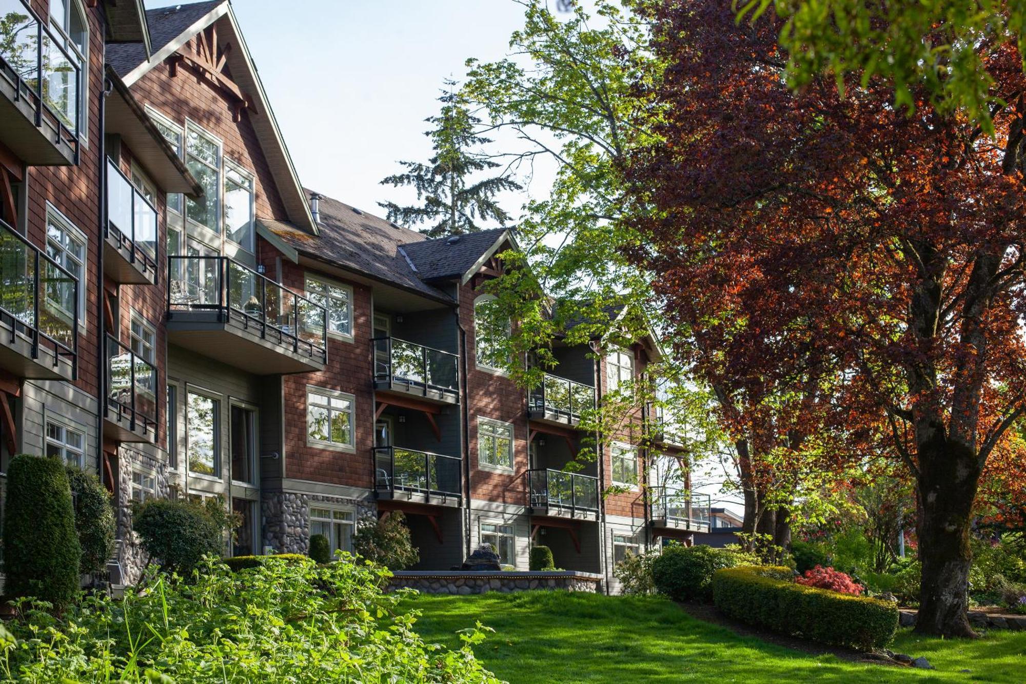 Old House Hotel Courtenay Exterior photo